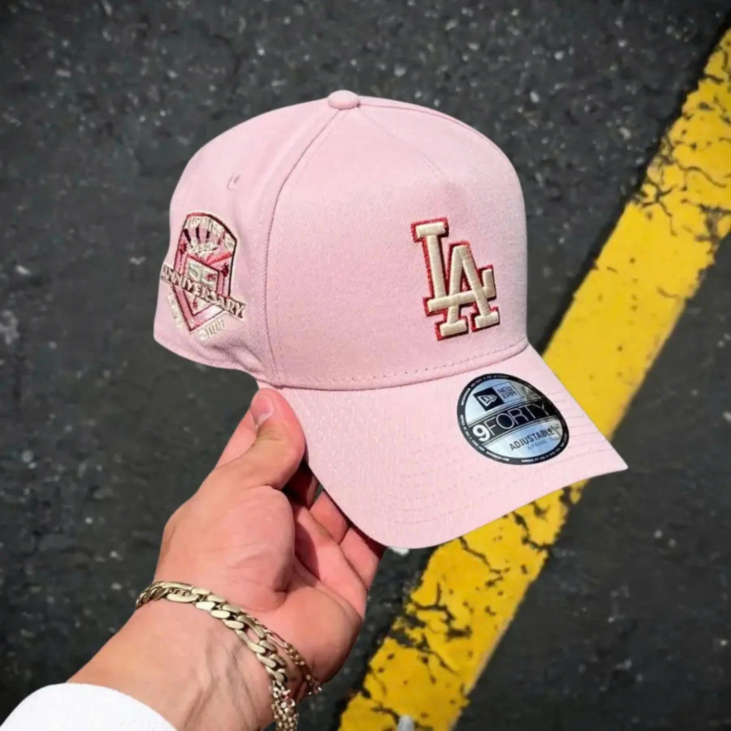 Premium MLB Baseball Fitted Caps - New York & Los Angeles, Flat Peak Design, Vibrant Colors for Streetwear and Sports Enthusiasts